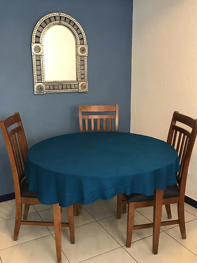 Hotel Townhouse, Ciudad Judicial, Next To Walmart And Universidad Anahuac Puebla